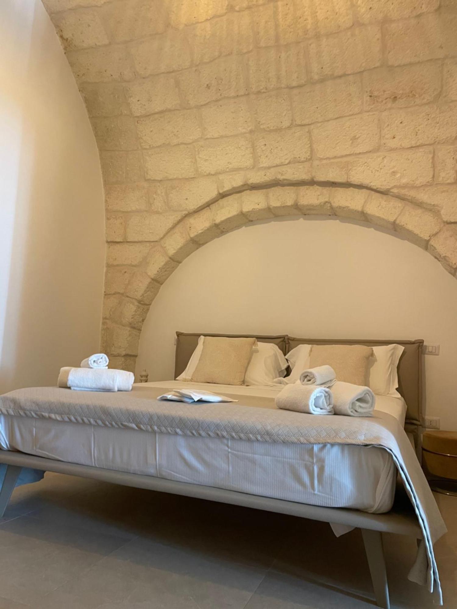 Al 22 Suite & Spa Luxury Experience 滨海波利尼亚诺 外观 照片